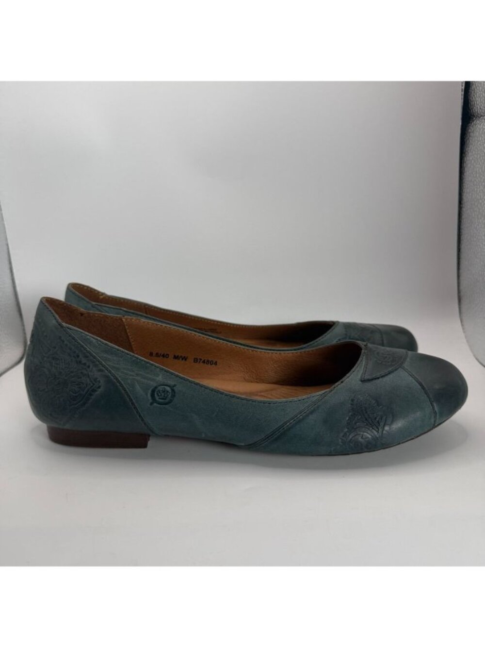 Born Leather Floral Embossed Ballet Flats Blue Size 8.5 Comfortable Casual Shoes